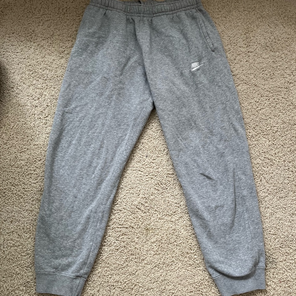 NIKE grey sweatpants - size medium!!!